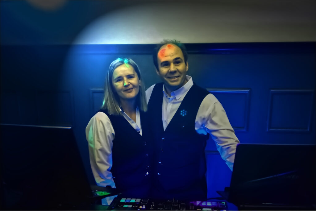EVA & Christian | ECM DJ Service